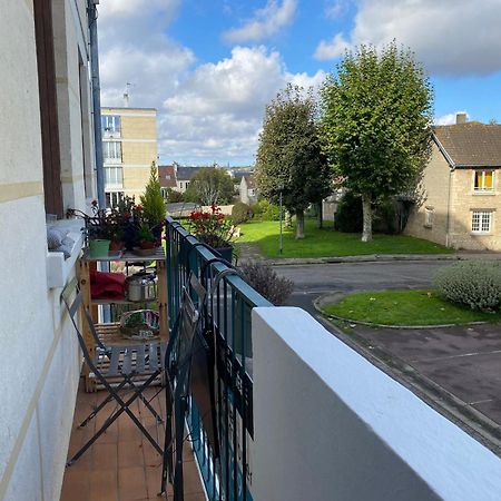 Bel Appartement Spacieux ,Convivial De 3 Chambres Avec Parking Prive Secure Caen Extérieur photo