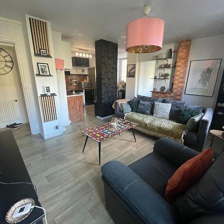 Bel Appartement Spacieux ,Convivial De 3 Chambres Avec Parking Prive Secure Caen Extérieur photo