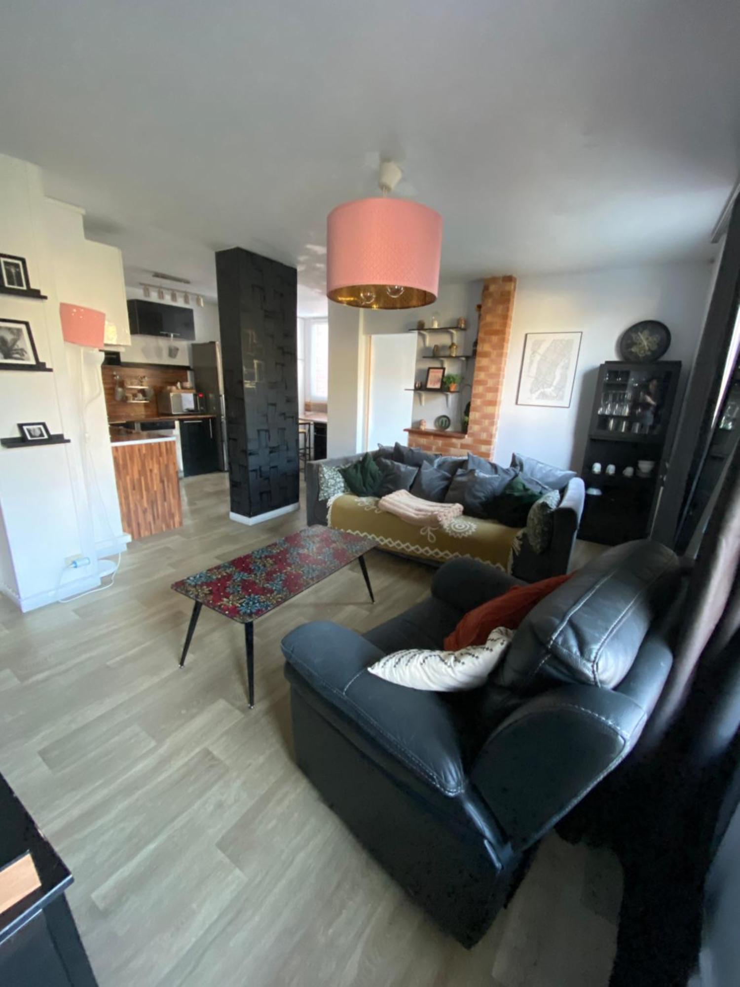 Bel Appartement Spacieux ,Convivial De 3 Chambres Avec Parking Prive Secure Caen Extérieur photo