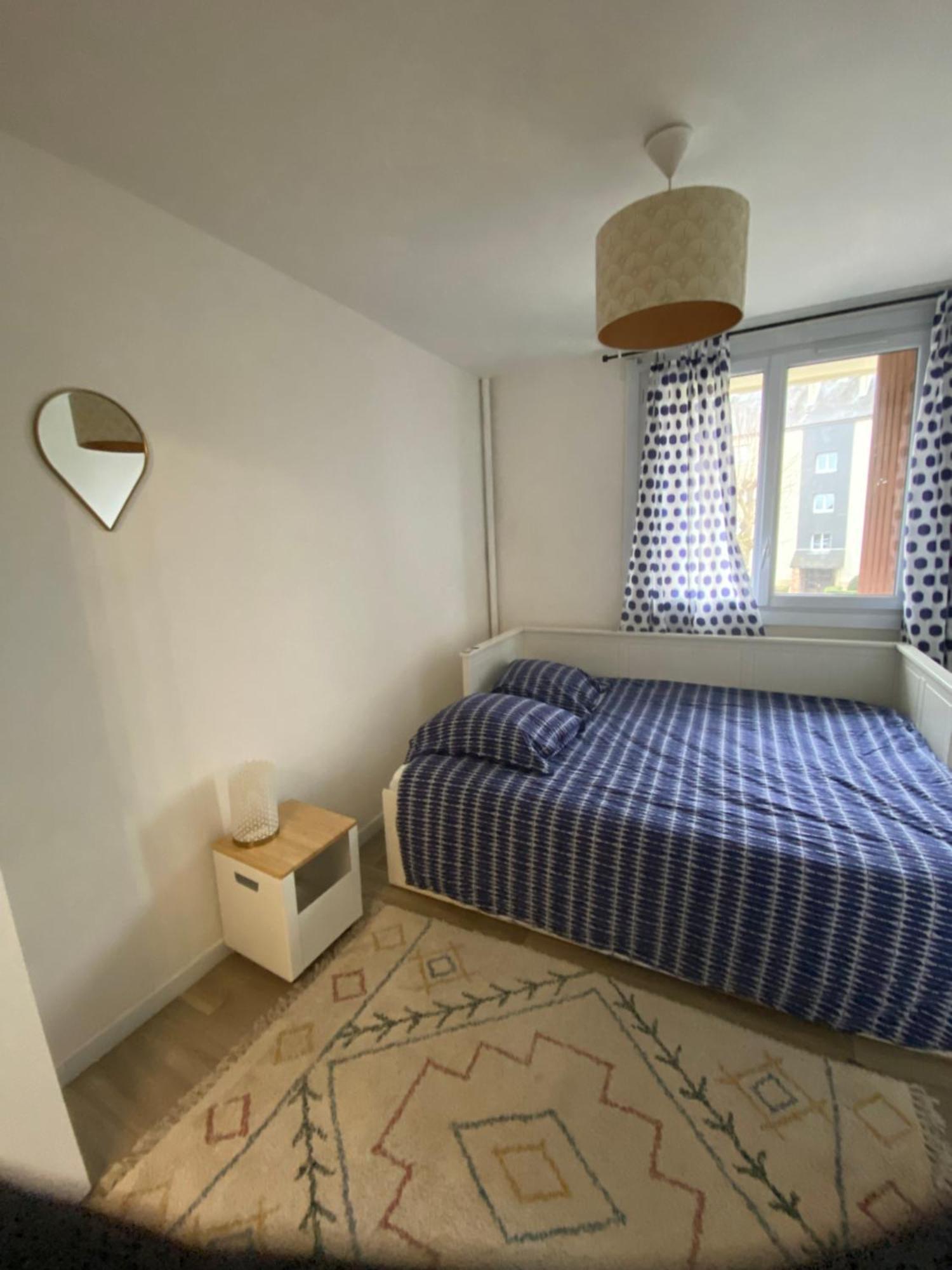 Bel Appartement Spacieux ,Convivial De 3 Chambres Avec Parking Prive Secure Caen Extérieur photo