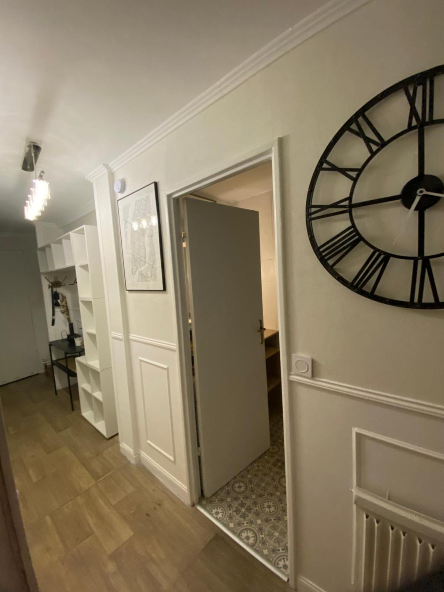 Bel Appartement Spacieux ,Convivial De 3 Chambres Avec Parking Prive Secure Caen Extérieur photo