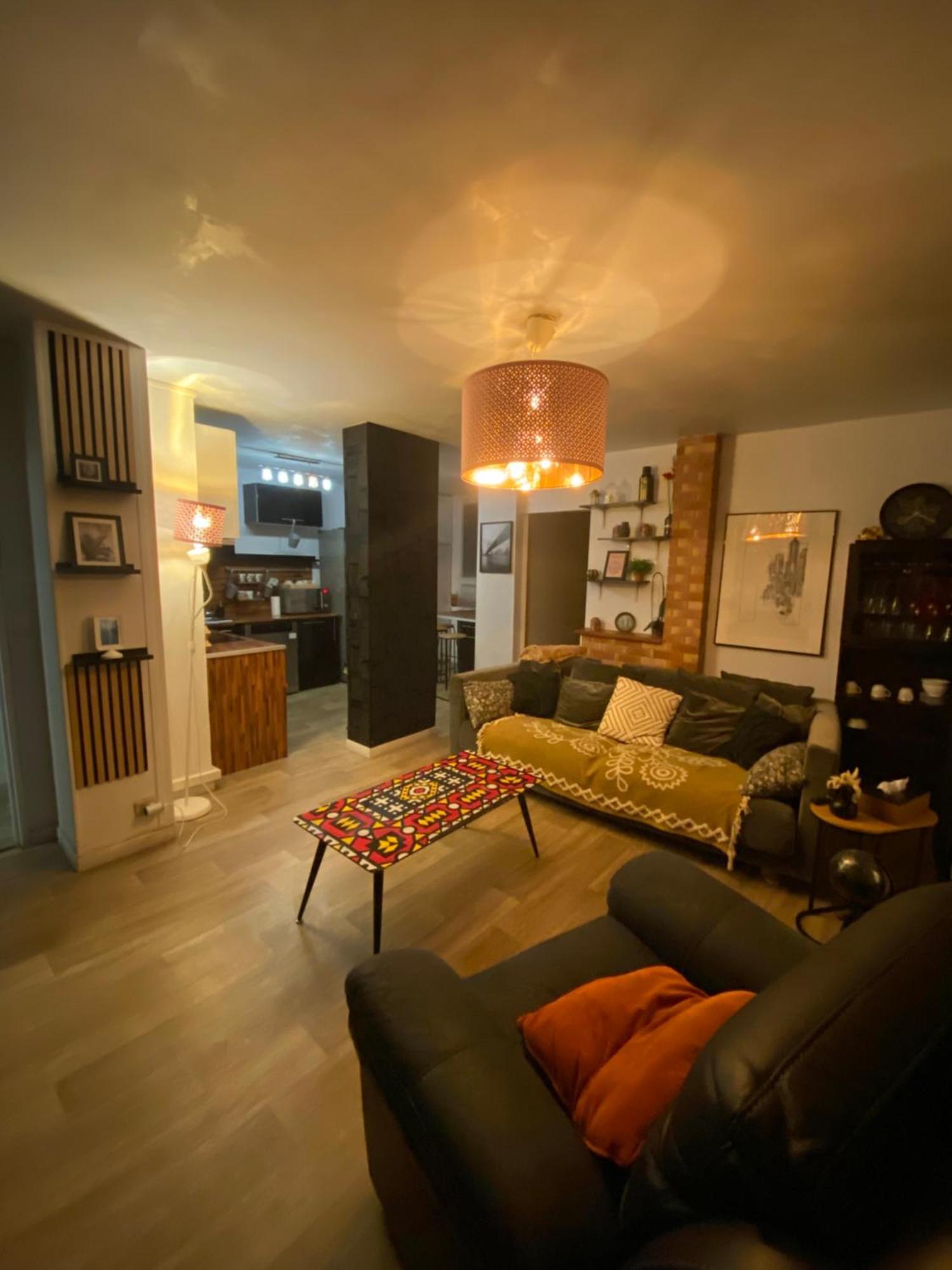 Bel Appartement Spacieux ,Convivial De 3 Chambres Avec Parking Prive Secure Caen Extérieur photo