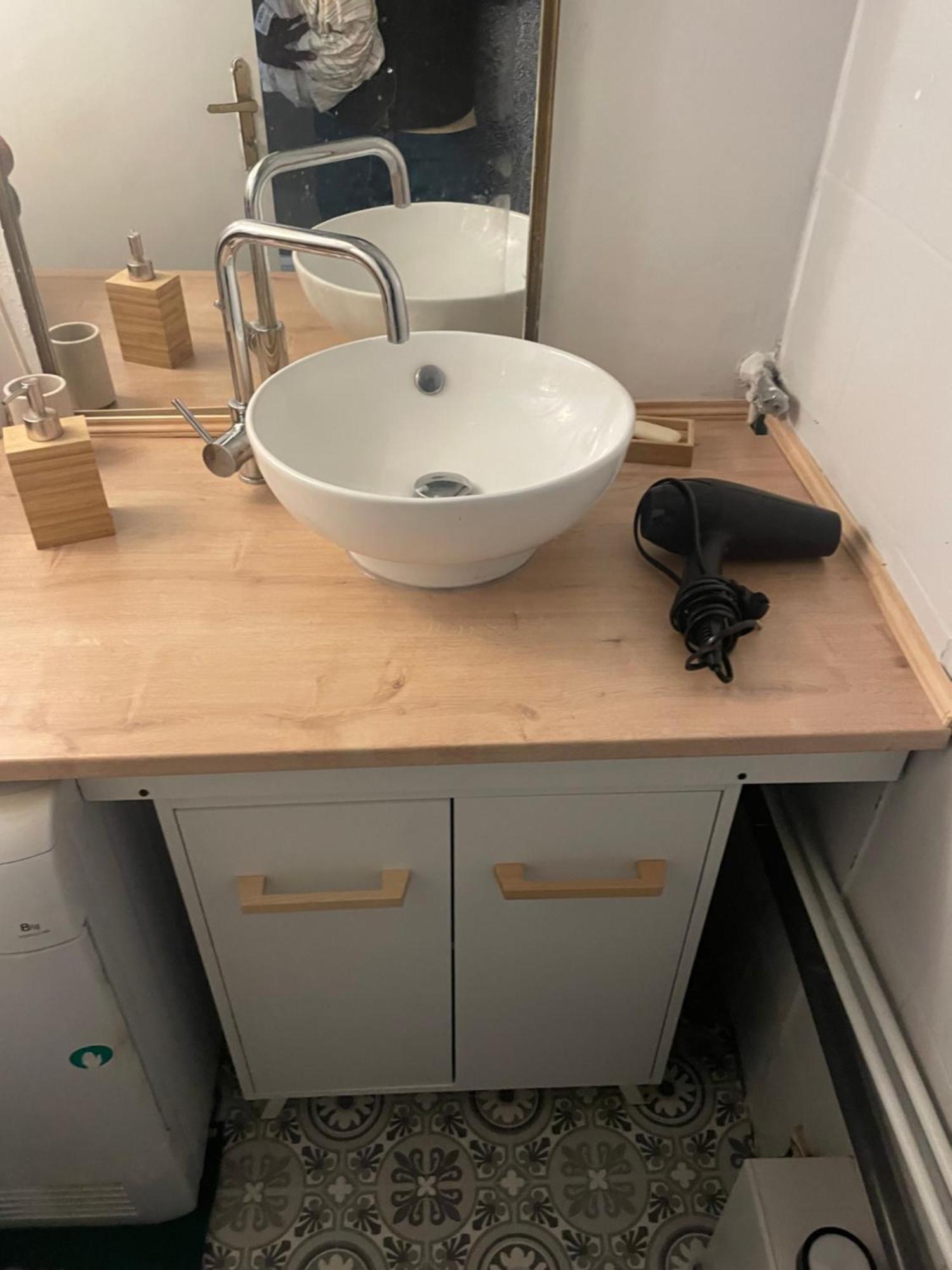 Bel Appartement Spacieux ,Convivial De 3 Chambres Avec Parking Prive Secure Caen Extérieur photo