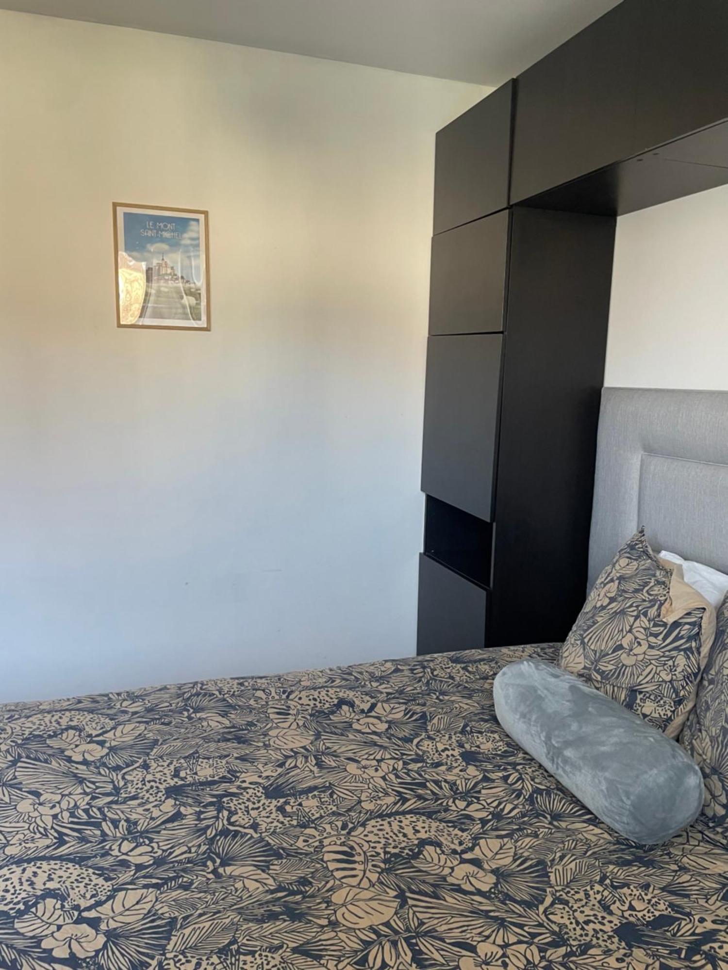 Bel Appartement Spacieux ,Convivial De 3 Chambres Avec Parking Prive Secure Caen Extérieur photo